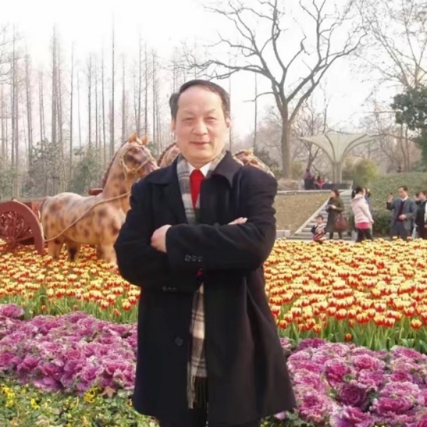 呓语知性的照片