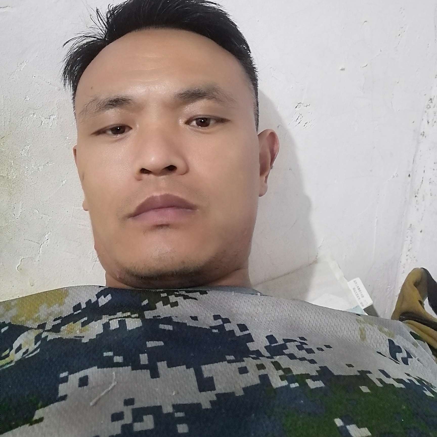 含蓄向时空的照片