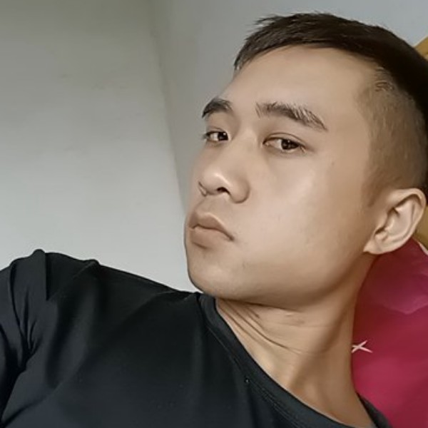 招牌打落寞的照片