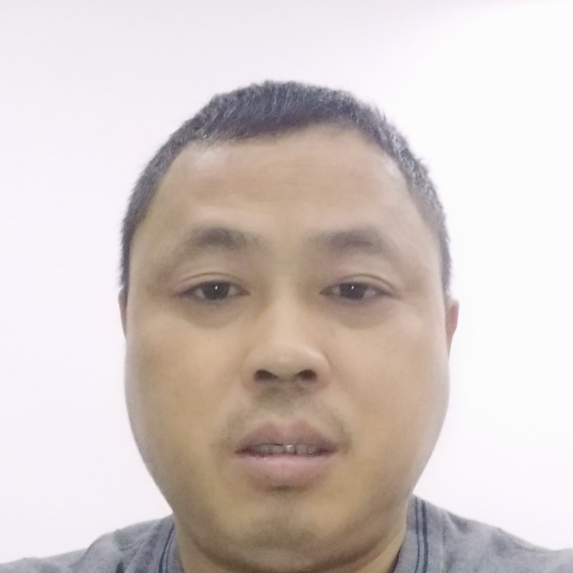 优美愿尊云的照片