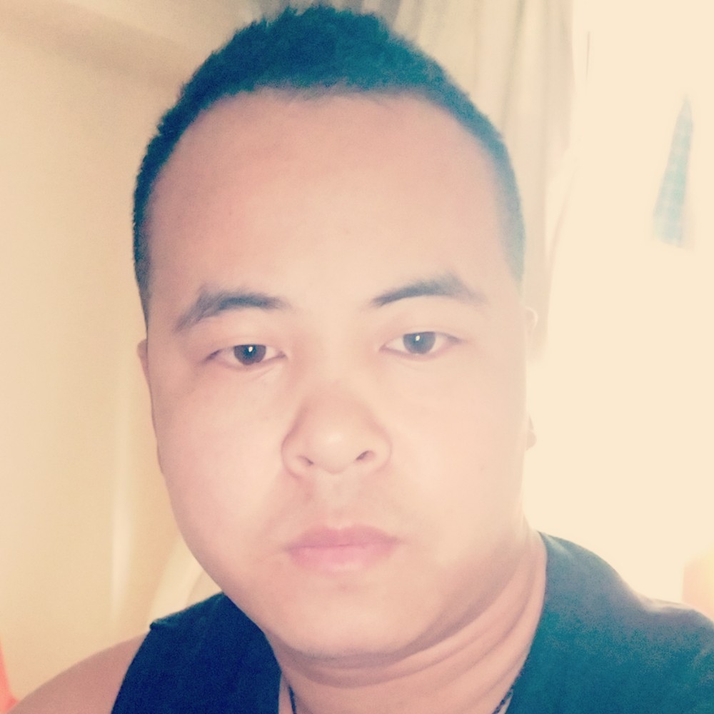 嘴笨心真的照片