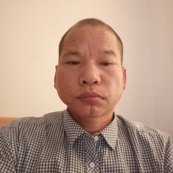 方石柱的照片