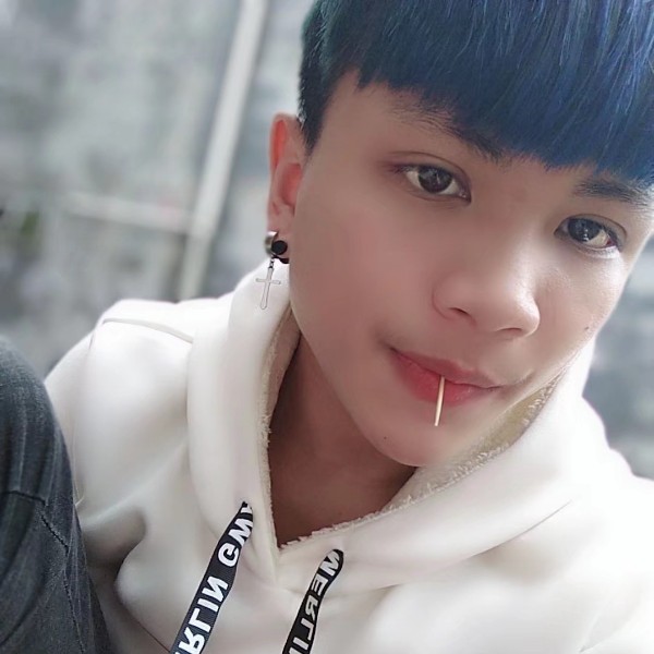 叫村长的照片