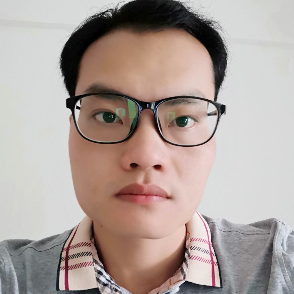 超  越的照片