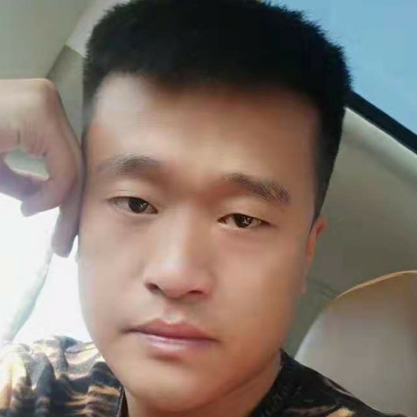 瑞雪浅吻繁荣的照片