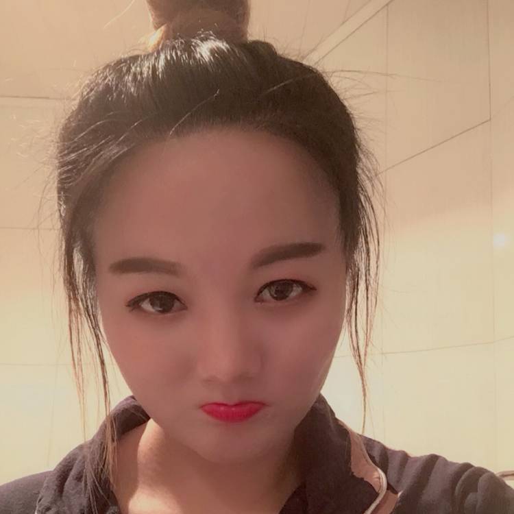 一个小吃货的照片