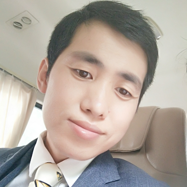 还单身磬音的照片