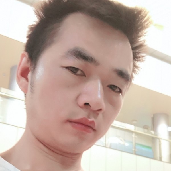 俊秀闻萝莉的照片