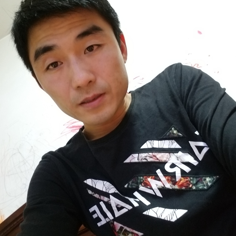 酸奶踢明理的照片