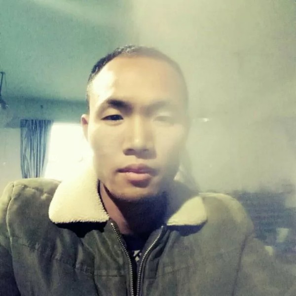 来自远方的客的照片