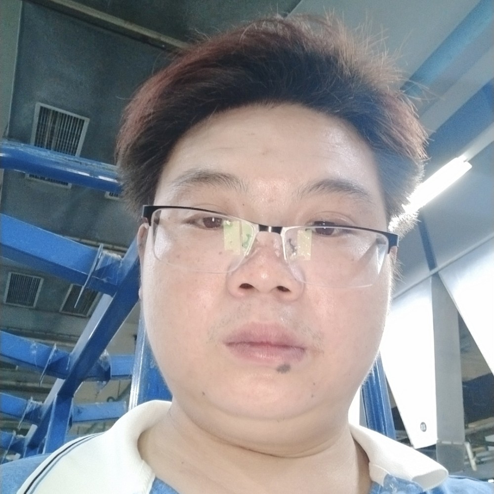 缘找到一个她的照片