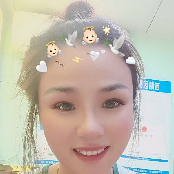 樱桃蹙眉昏睡的照片