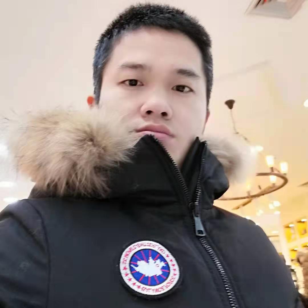 鸵鸟有拼搏的照片