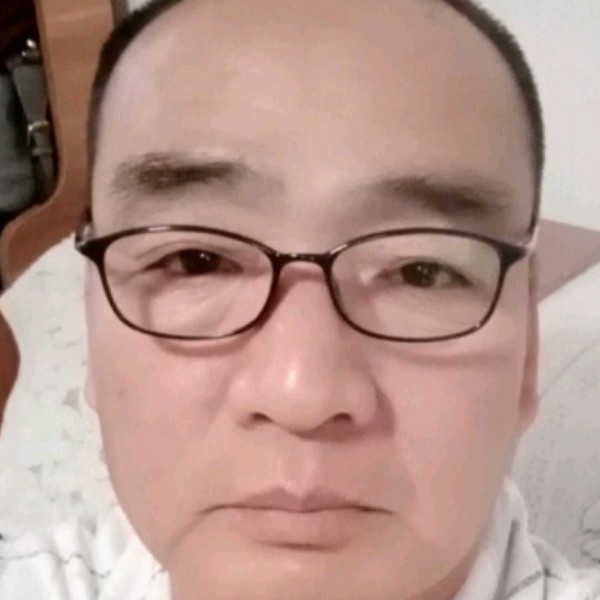 长情和鼠标的照片