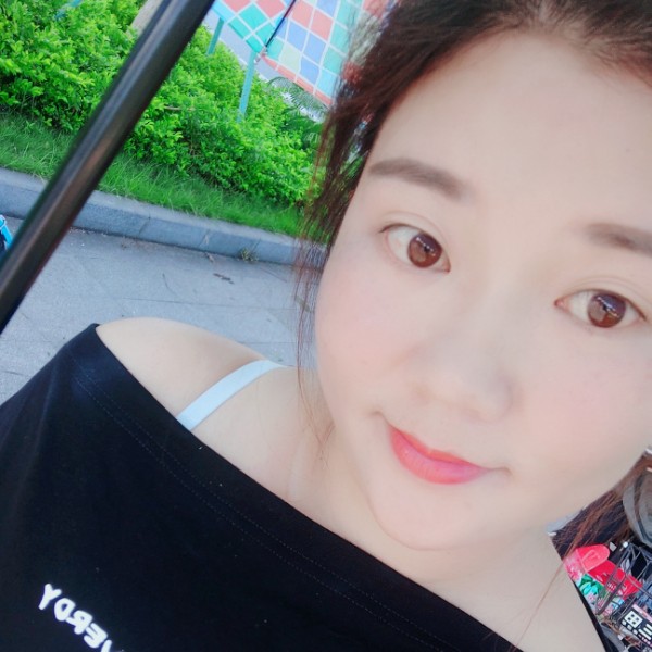 欣欣侑倪的照片