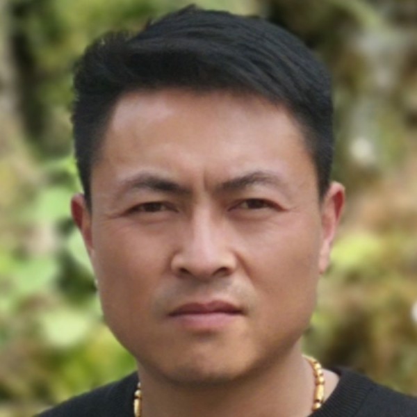 过客相许俊秀的照片