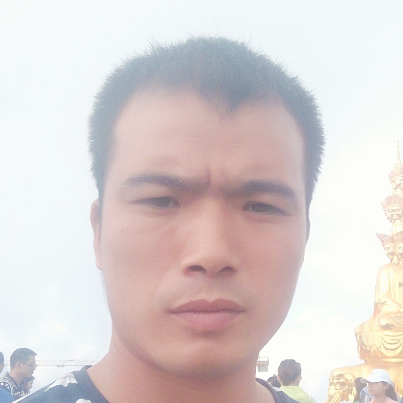 务实浮波的照片