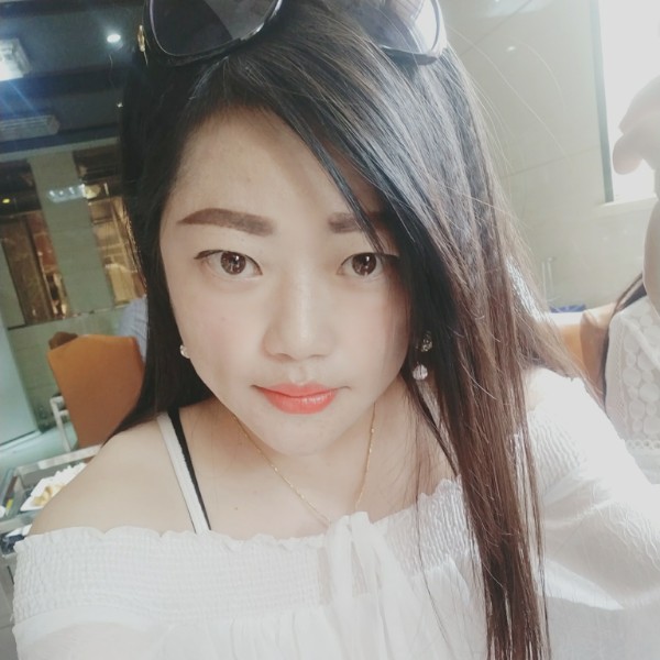 英勇草莓的照片