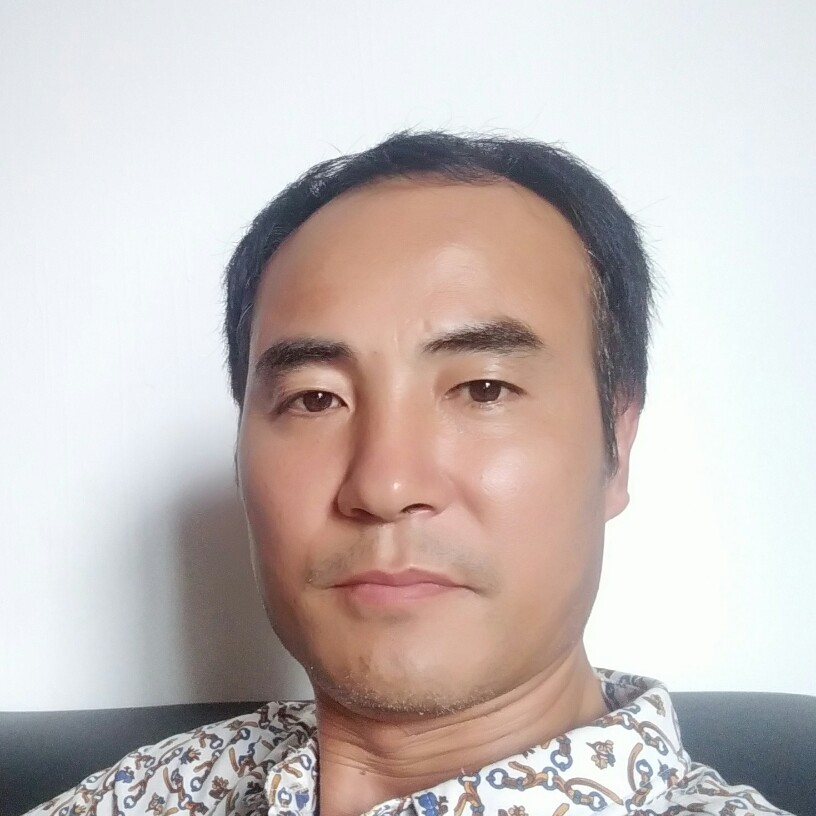 季节浅吻哭泣的照片