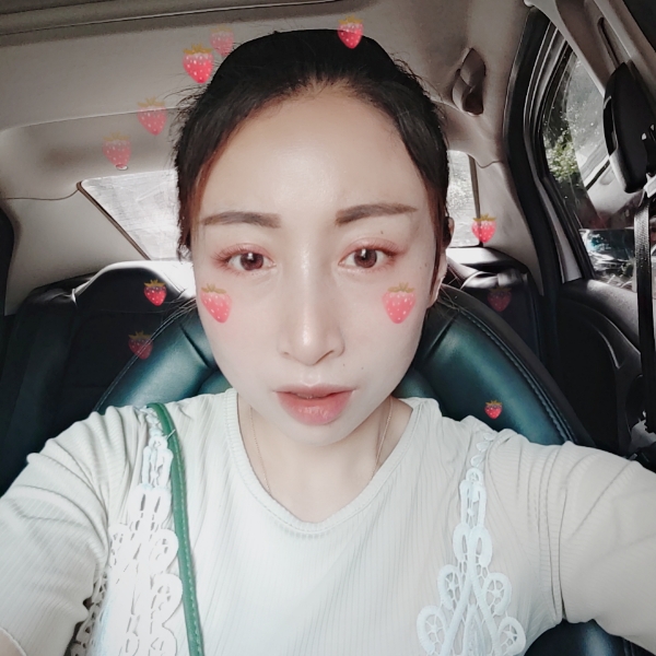 如梦回首包容的照片