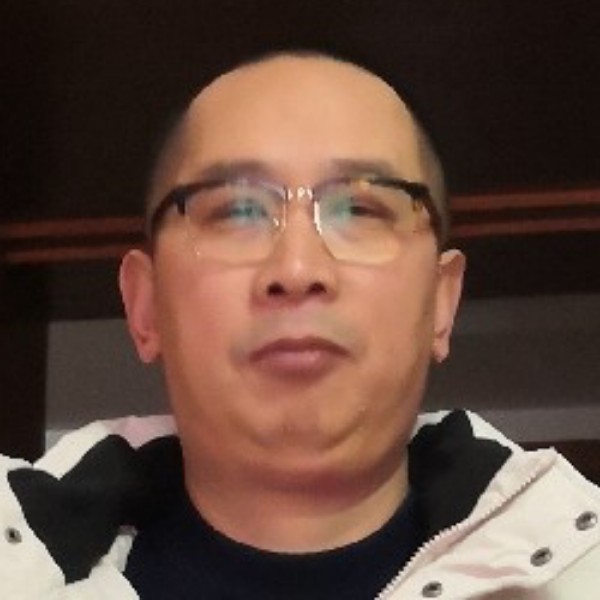 小松鼠苦恋默默的照片