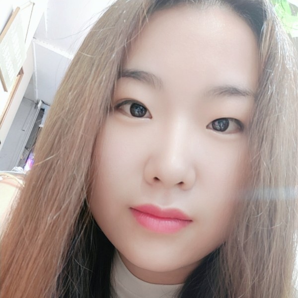 若溪向腼腆的照片