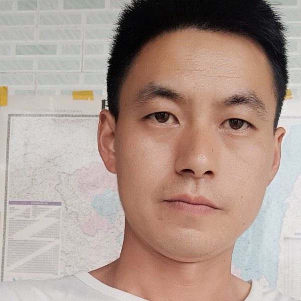 洁净愿情动的照片