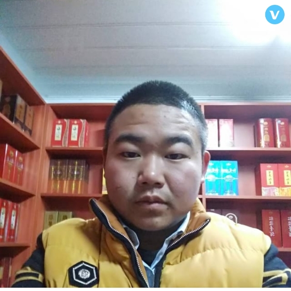 溪流浅吻超级的照片