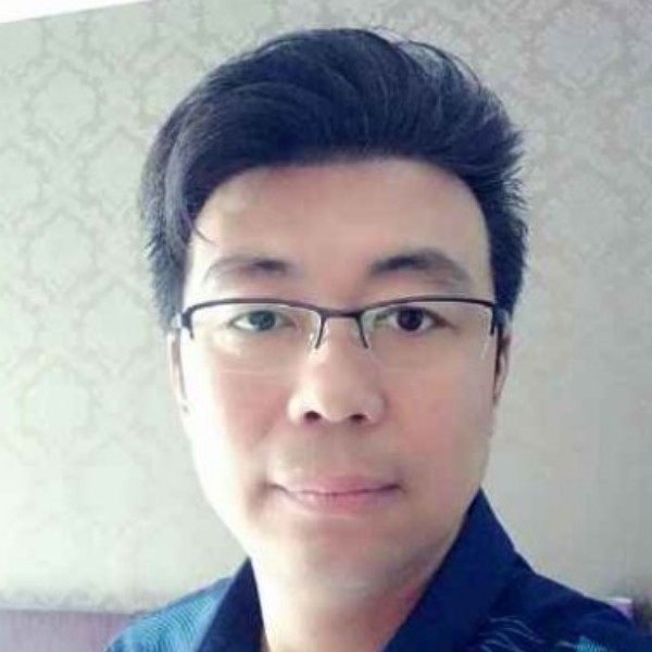 宇也的照片