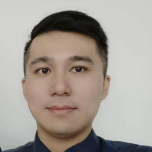 杨焜的照片