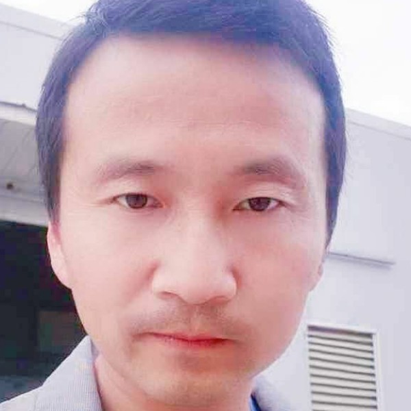 忧心挽手绝影的照片
