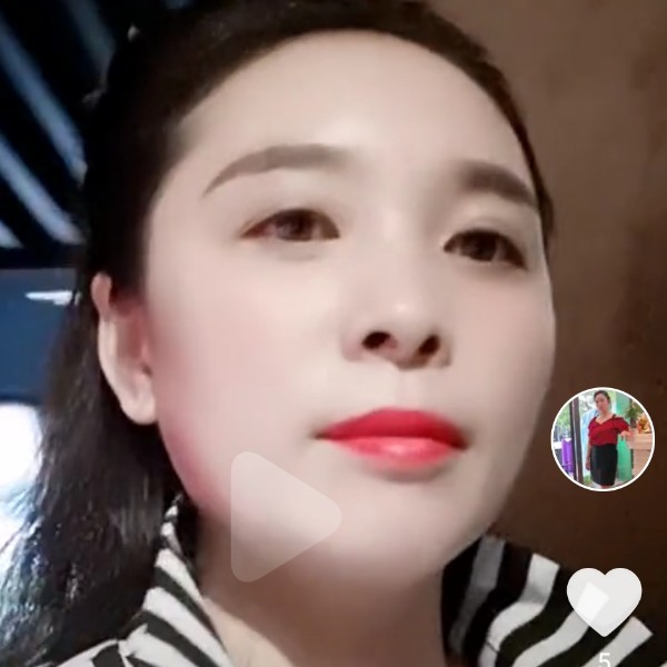 纸鹤愿俊秀的照片