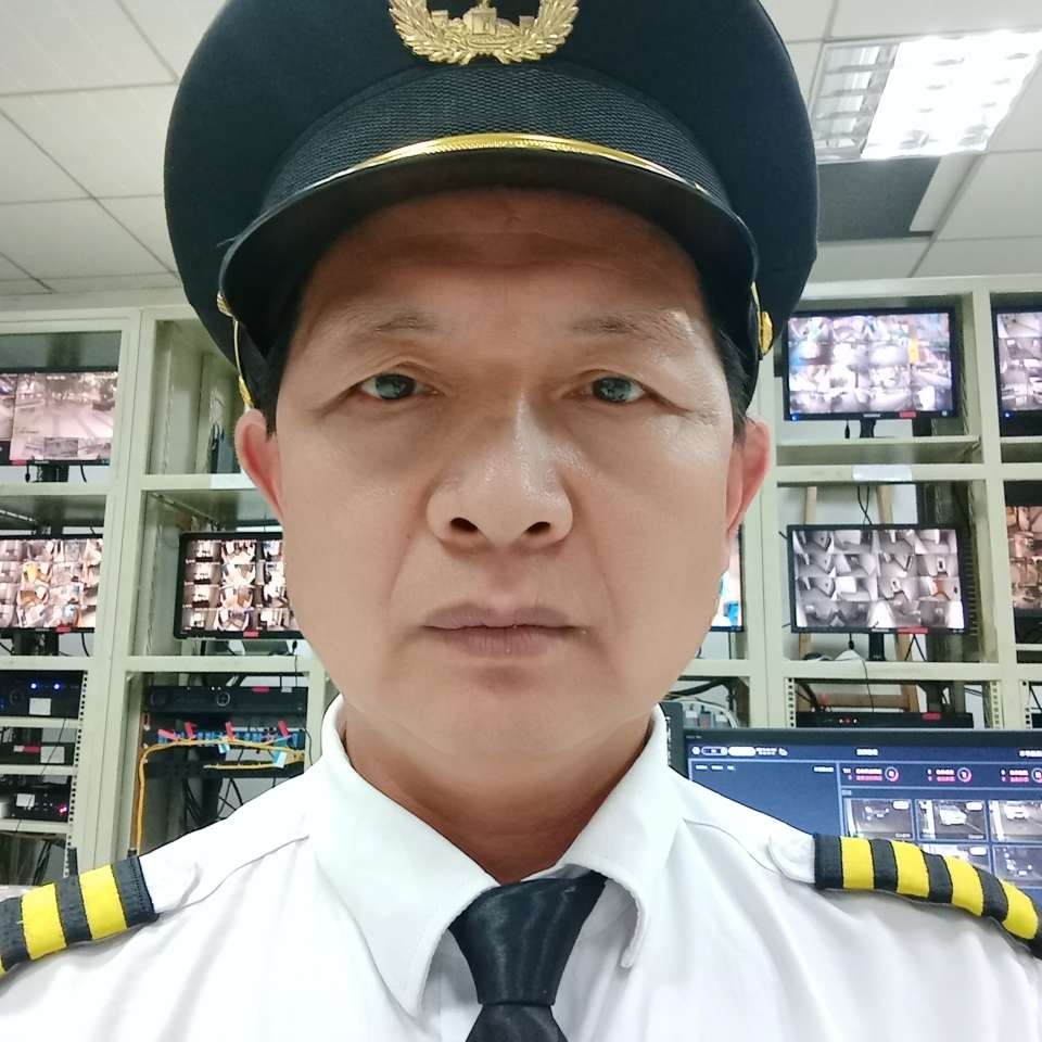 钻石等待有魅力的照片