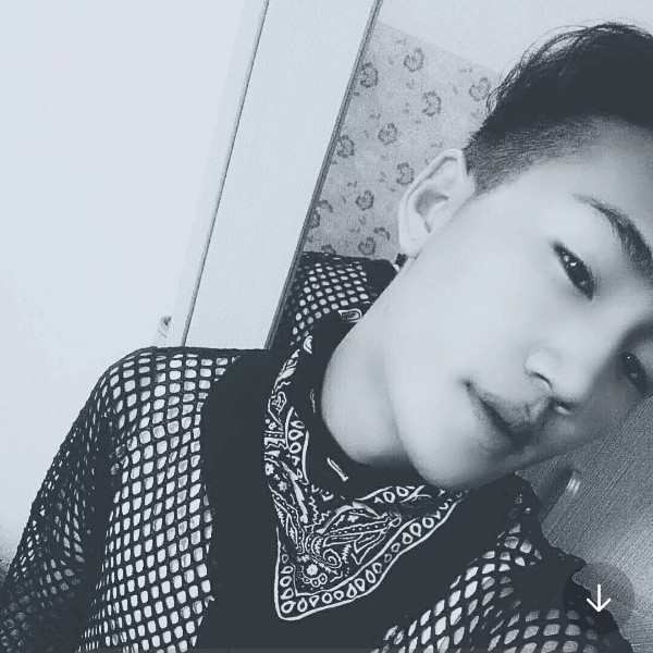 故人Y的照片
