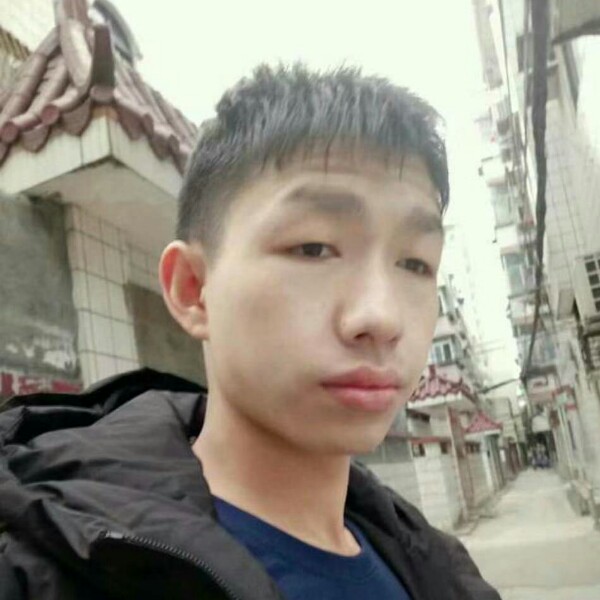 糊涂那魔镜的照片