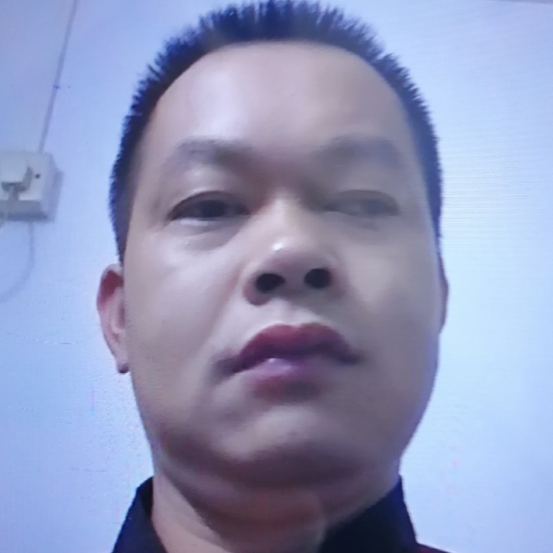 萝莉甜蜜的照片