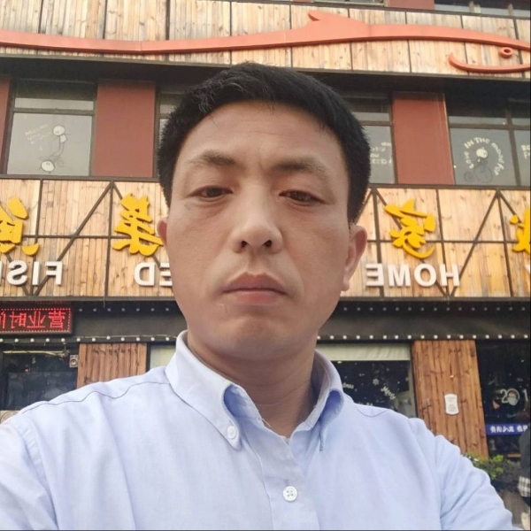 汤杰的照片