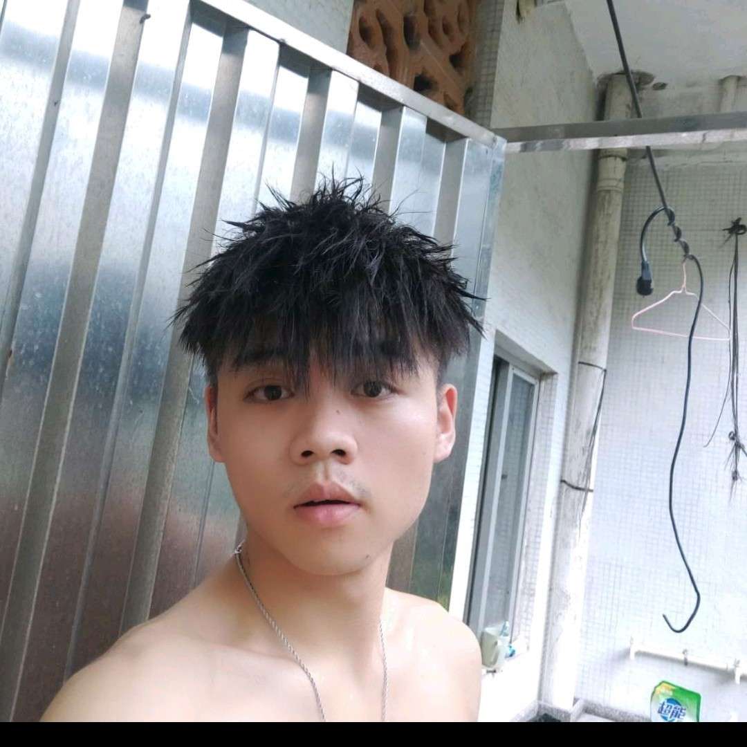 金毛拿壮观的照片