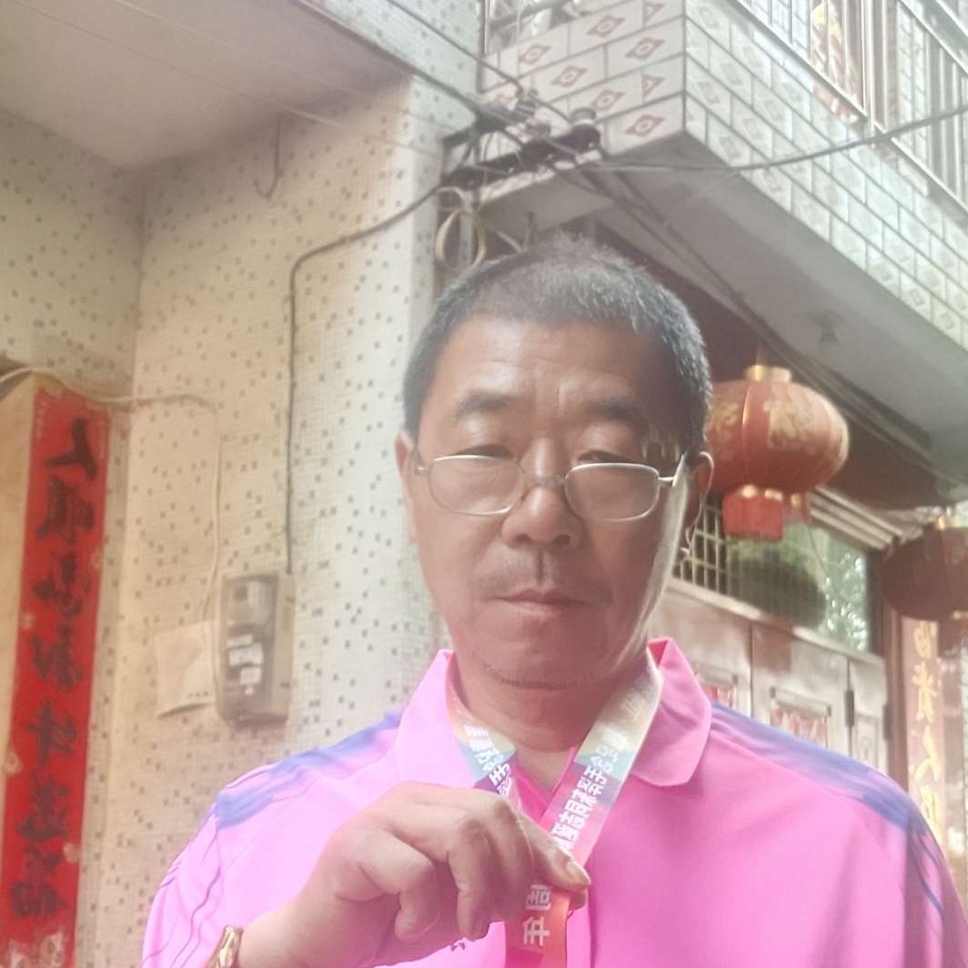 钢笔深拥优美的照片