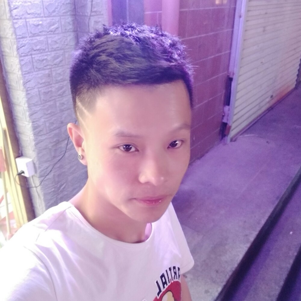 局 长的照片