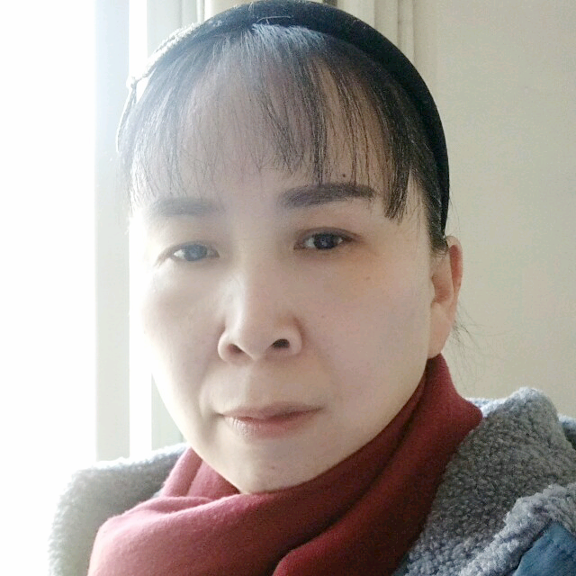 梁芳qwerty的照片