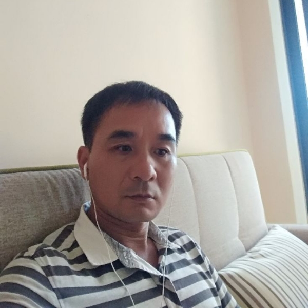 草莓演变一个人的照片