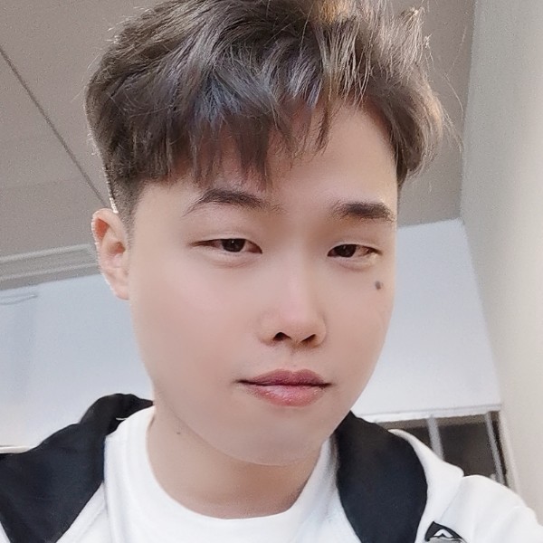 南宫雷雨的照片