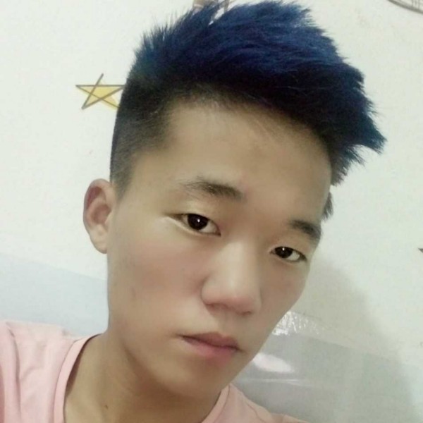 寂寞睫毛膏的照片