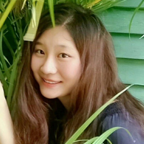 代舜的照片