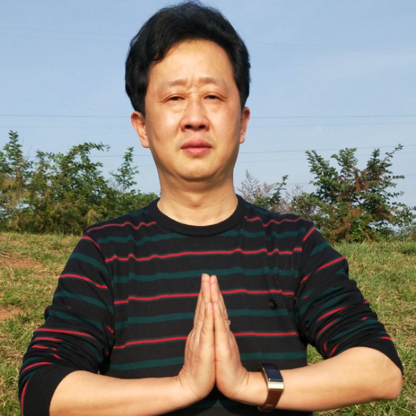 秋霜月的照片
