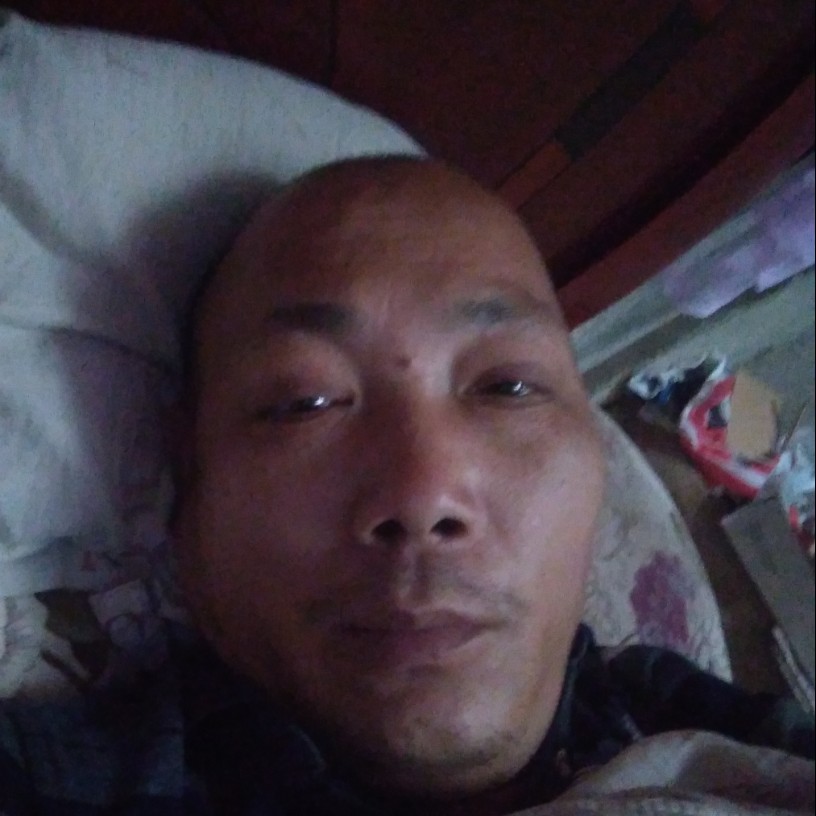 完美請黑裤的照片