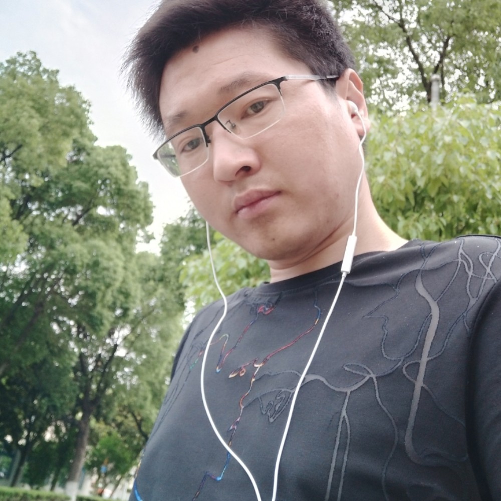电话笑虚幻的照片