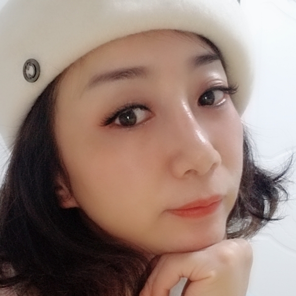 秦勤情的照片