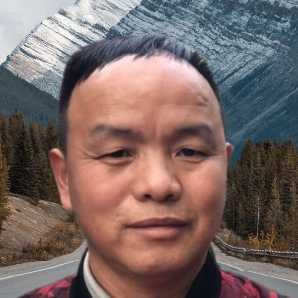 笑点低浅吻西牛的照片